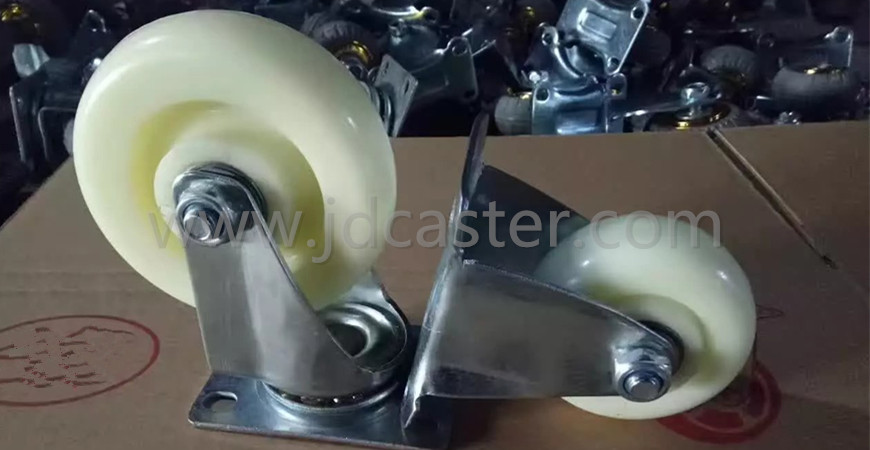 caster ប្រើនិងលក្ខណៈ (iii)